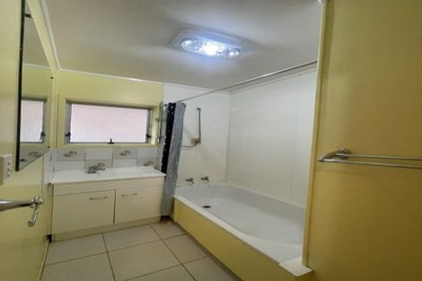 Photo of property in 2/75 Butley Drive, Farm Cove, Auckland, 2012