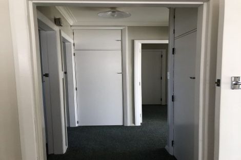 Photo of property in 6 Karaka Crescent, Levin, 5510