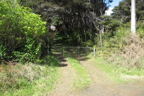 Photo of property in 142 Bethells Road, Waitakere, Auckland, 0781