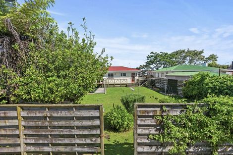 Photo of property in 25 Martin Road, Manurewa, Auckland, 2102