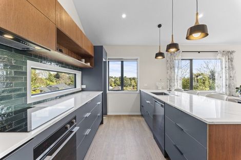 Photo of property in 120a Mangorei Road, Merrilands, New Plymouth, 4312