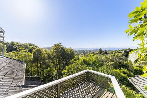 Photo of property in 27 Hauraki Street, Karori, Wellington, 6012