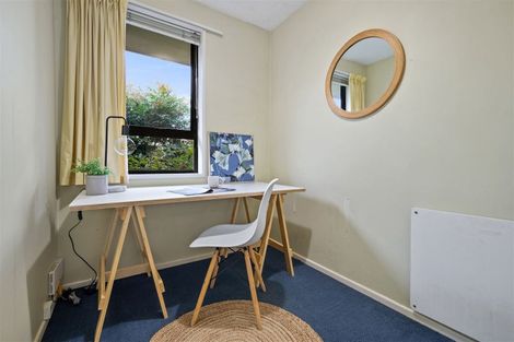 Photo of property in 22 Camberwell Place, Avonhead, Christchurch, 8042