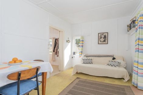 Photo of property in 5a Ocean Beach Road, Tairua, 3508