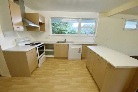 Photo of property in 6 Clonbern Place, Upper Riccarton, Christchurch, 8041