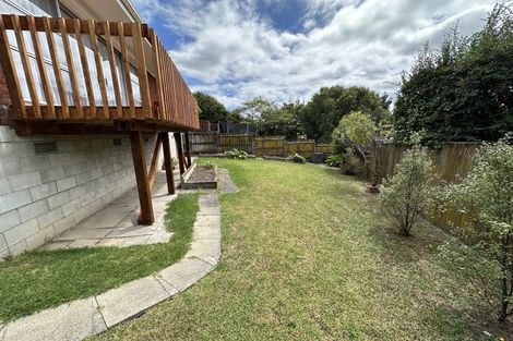 Photo of property in 2/16 Willoughby Avenue, Howick, Auckland, 2014