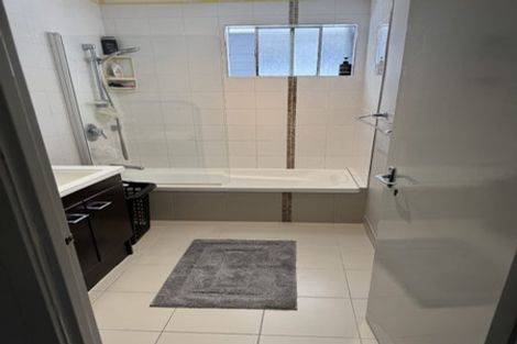 Photo of property in 32a Bayview Road, Bayview, Auckland, 0629