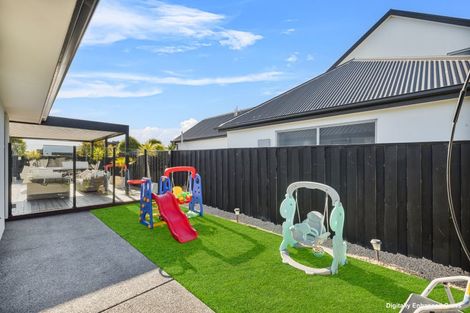 Photo of property in 6 Torrey Pines, Waimairi Beach, Christchurch, 8083
