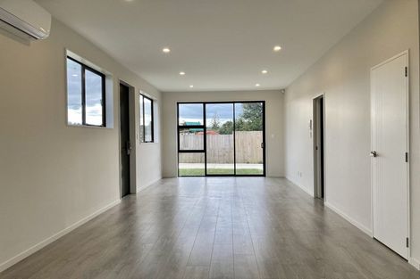 Photo of property in 15a Garelja Road, Henderson, Auckland, 0612