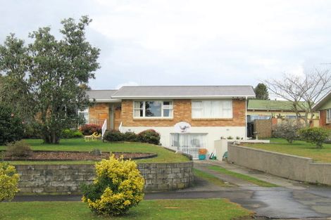 Photo of property in 6 Thomson Avenue, Dinsdale, Hamilton, 3204
