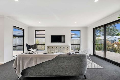 Photo of property in 14 John Raven Lane, Woodend, 7610