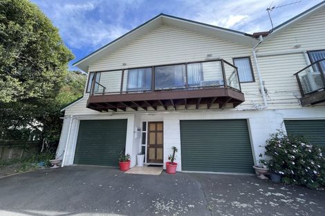 Photo of property in 1/72 Derwent Street, Island Bay, Wellington, 6023