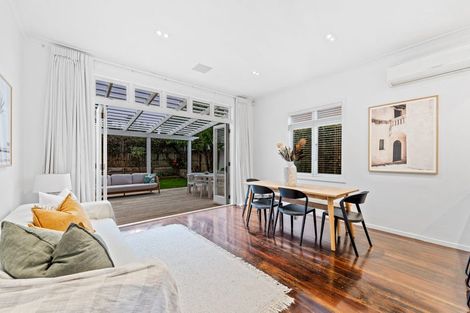 Photo of property in 1/20 Richmond Avenue, Northcote Point, Auckland, 0627