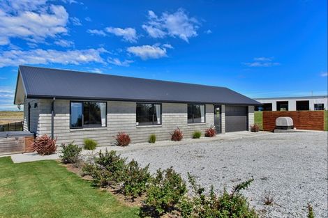 Photo of property in 27 Helena Street, Fortrose, Invercargill, 9875