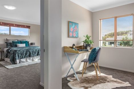 Photo of property in 2 Fiordland Place, Aotea, Porirua, 5024