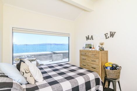 Photo of property in 604 Marine Drive, Days Bay, Lower Hutt, 5013