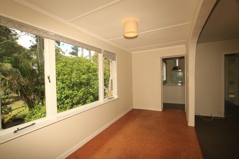 Photo of property in 41 Derwent Crescent, Titirangi, Auckland, 0604