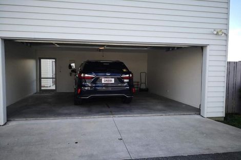 Photo of property in 1/26 Hollowout Street, Takanini, 2112