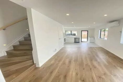 Photo of property in 1a Dundale Avenue, Blockhouse Bay, Auckland, 0600