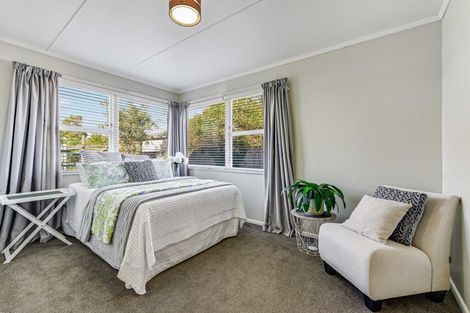 Photo of property in 49 English Street, St Andrews, Hamilton, 3200