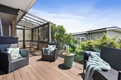 Photo of property in 1/18 Charles Dickens Drive, Mellons Bay, Auckland, 2014