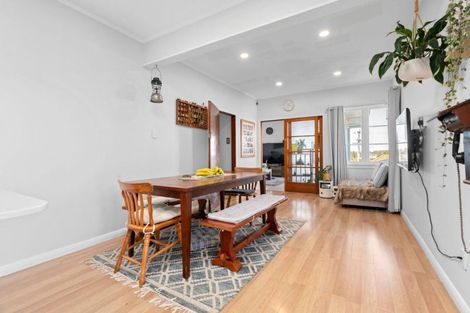 Photo of property in 23 Masters Avenue, Hillcrest, Hamilton, 3216