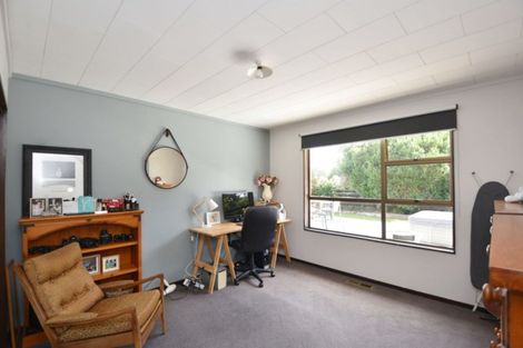 Photo of property in 27 Marama Avenue North, Otatara, Invercargill, 9879