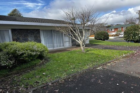 Photo of property in 12 Halberg Street, Papakura, 2110
