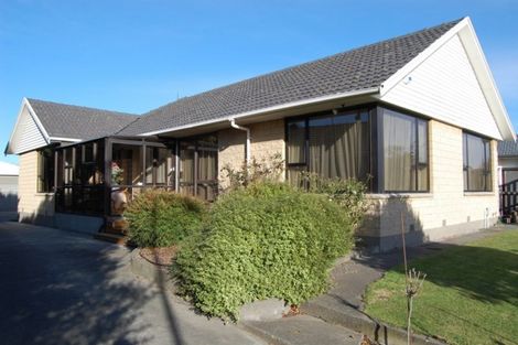 Photo of property in 11 Oriana Crescent, Hornby, Christchurch, 8042