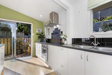 Photo of property in 21 Burns Street, Gate Pa, Tauranga, 3112