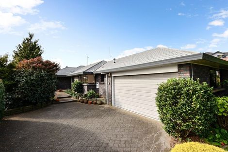 Photo of property in 15 Prospect Place, Western Heights, Hamilton, 3200