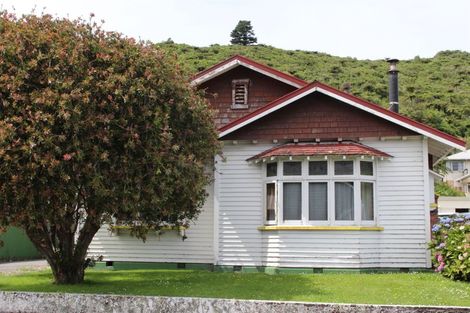 Photo of property in 13 Blackmore Street, Greymouth, 7805