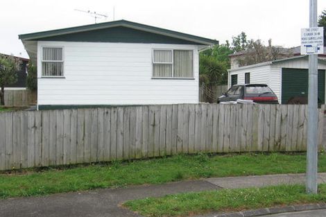 Photo of property in 14 Nan Place, Pakuranga Heights, Auckland, 2010