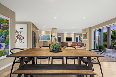 Photo of property in 11 Patiki Place, Omaha, 0986