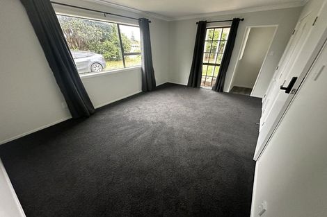 Photo of property in 3 Rawene Street, Waikanae, 5036