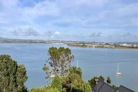 Photo of property in 32 Brigantine Drive, Beach Haven, Auckland, 0626