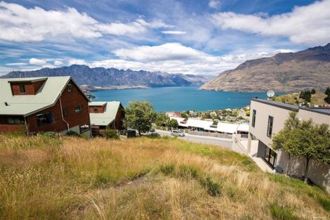 Photo of property in 9 Caples Place, Fernhill, Queenstown, 9300