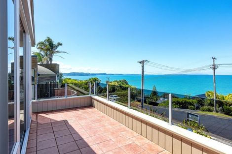 Photo of property in 8 Duncansby Road, Stanmore Bay, Whangaparaoa, 0932
