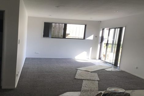 Photo of property in 18 Brunner Road, Glen Eden, Auckland, 0602