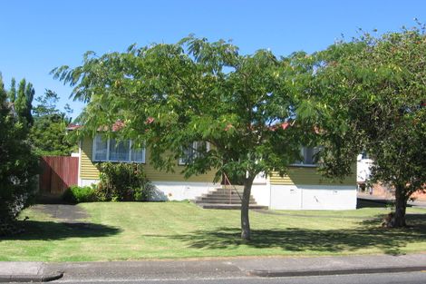 Photo of property in 9 Cobham Crescent, Kelston, Auckland, 0602