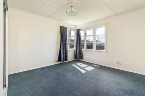 Photo of property in 27 Holland Street, Avonside, Christchurch, 8061