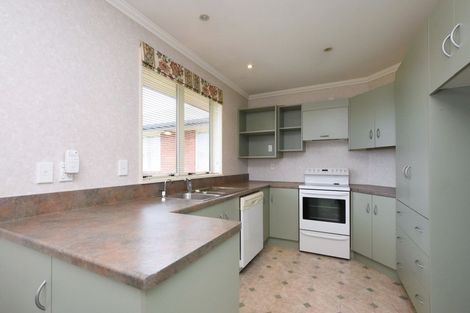 Photo of property in 120 Newcastle Street, Windsor, Invercargill, 9810