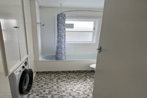 Photo of property in 26 Rhodes Street, Newtown, Wellington, 6021