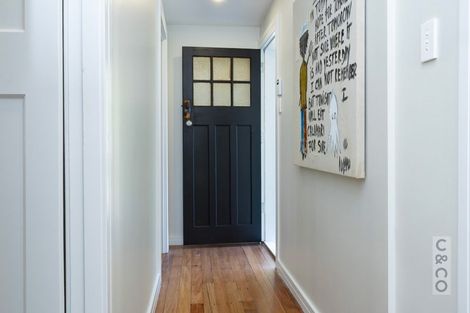 Photo of property in 29 Cambridge Road, Riverhead, 0820