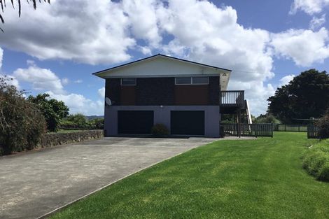 Photo of property in 21 Kakariki Road, Ngunguru, Whangarei, 0173