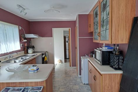 Photo of property in 1 Stella Drive, Clarks Beach, 2122