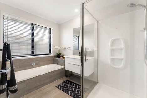 Photo of property in 29 Leet Crescent, Papamoa Beach, Papamoa, 3118