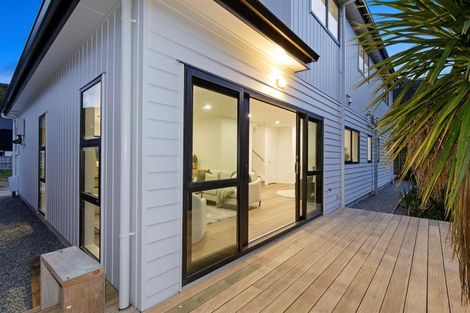 Photo of property in 5 Pihipihi Way, Crofton Downs, Wellington, 6035