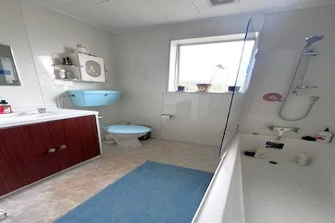 Photo of property in 2/122 William Street, Petone, Lower Hutt, 5012