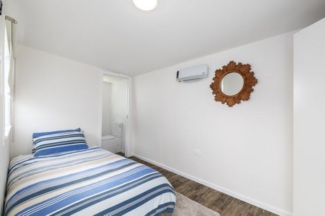 Photo of property in 17 Purau Avenue, Diamond Harbour, 8972